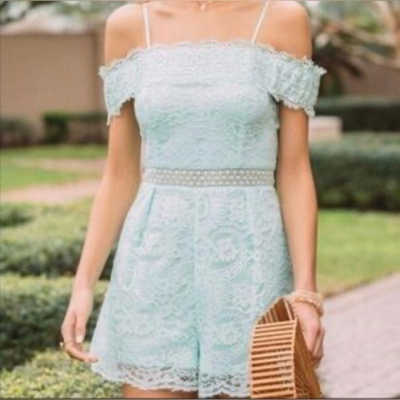 Francesca's Collections Pants - Francesca’s lace shorts romper-small EUC